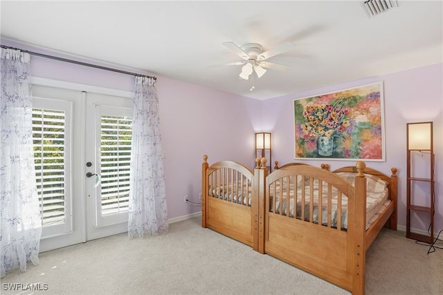 7395 Stonegate DR, Naples, FL 34109