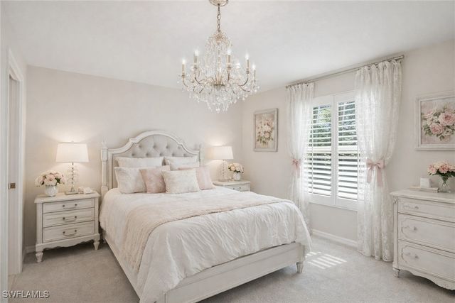 7395 Stonegate DR, Naples, FL 34109