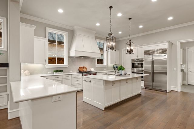 42 Elk Stone Drive, Dallas, TX 75248