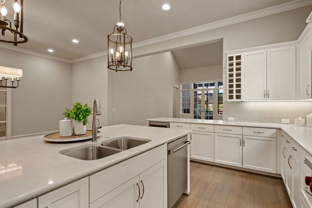 42 Elk Stone Drive, Dallas, TX 75248