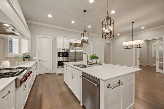 42 Elk Stone Drive, Dallas, TX 75248