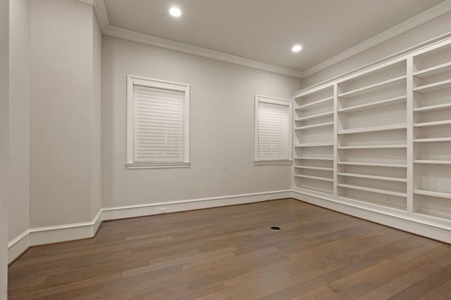 42 Elk Stone Drive, Dallas, TX 75248