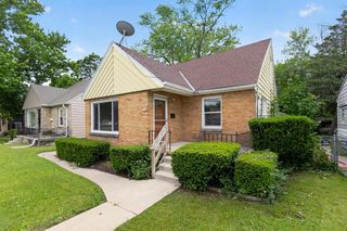 7107 W Beckett AVENUE, Milwaukee, WI 53216