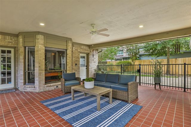 2407 Trail River Drive, Houston, TX 77345