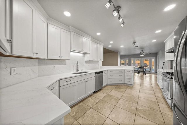 2420 SE 15TH STREET, Ocala, FL 34471