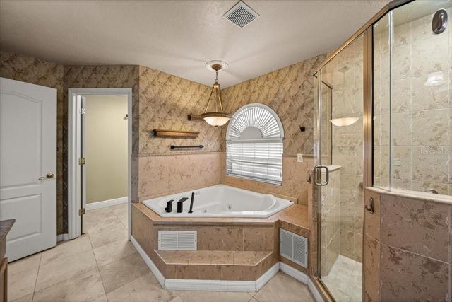 2420 SE 15TH STREET, Ocala, FL 34471