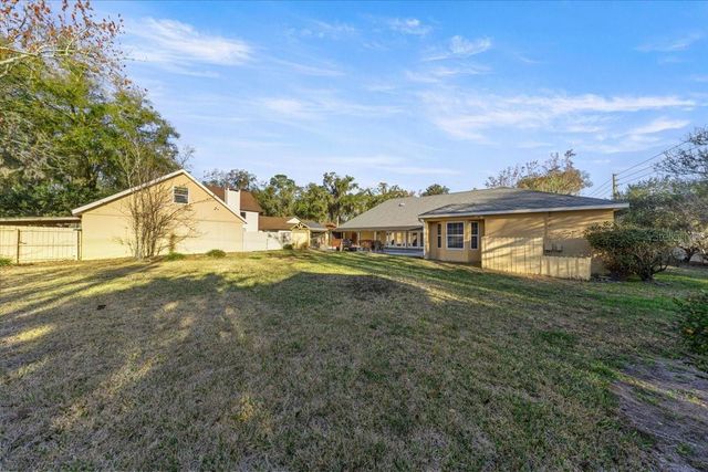 2420 SE 15TH STREET, Ocala, FL 34471