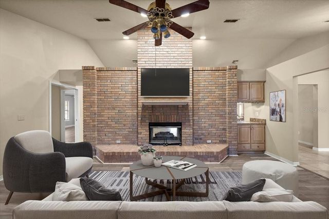 2420 SE 15TH STREET, Ocala, FL 34471