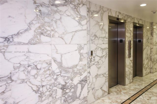 7135 Collins Ave 735, Miami Beach, FL 33141