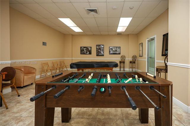 7135 Collins Ave 735, Miami Beach, FL 33141