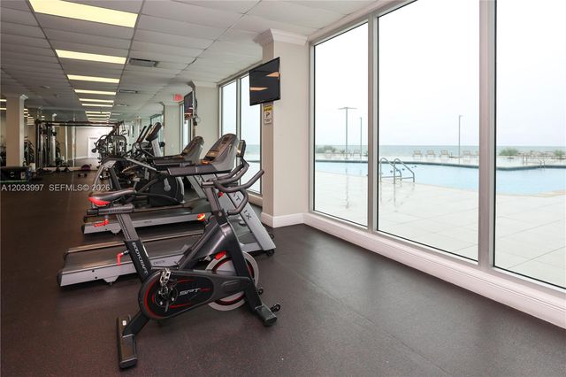 7135 Collins Ave 735, Miami Beach, FL 33141