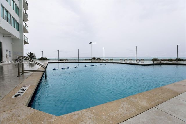 7135 Collins Ave 735, Miami Beach, FL 33141