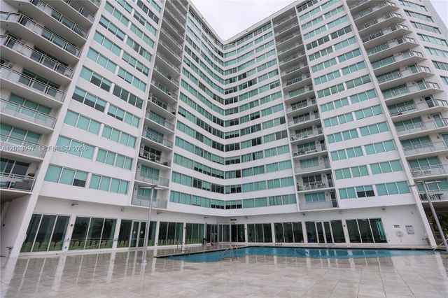 7135 Collins Ave 735, Miami Beach, FL 33141
