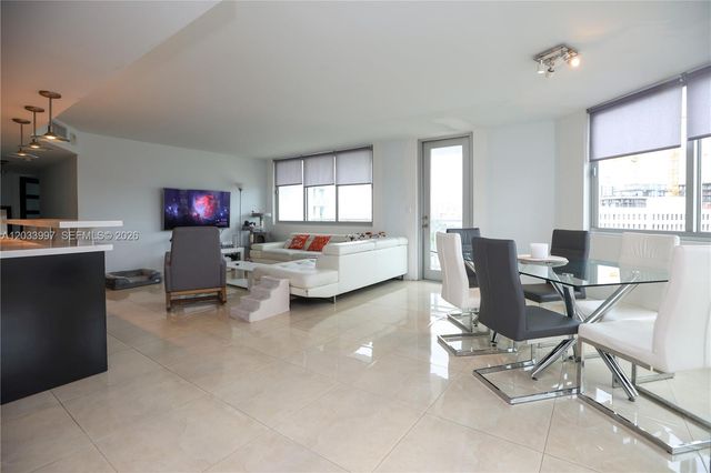 7135 Collins Ave 735, Miami Beach, FL 33141