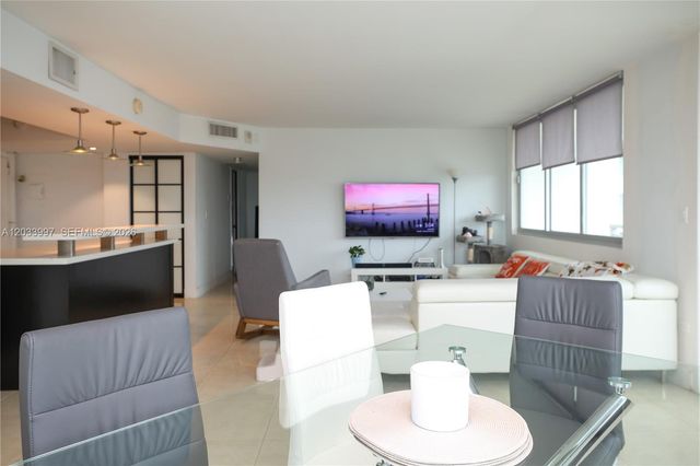 7135 Collins Ave 735, Miami Beach, FL 33141