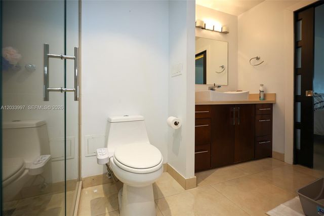 7135 Collins Ave 735, Miami Beach, FL 33141