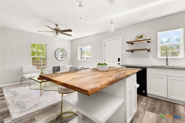 1848 W Bridge Street, New Braunfels, TX 78130