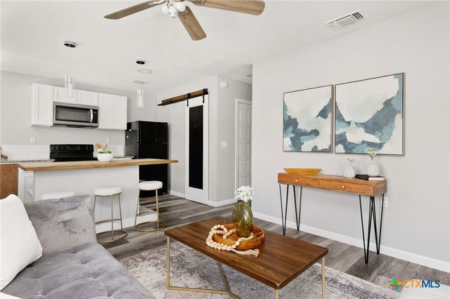 1848 W Bridge Street, New Braunfels, TX 78130