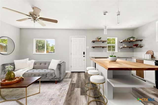 1848 W Bridge Street, New Braunfels, TX 78130