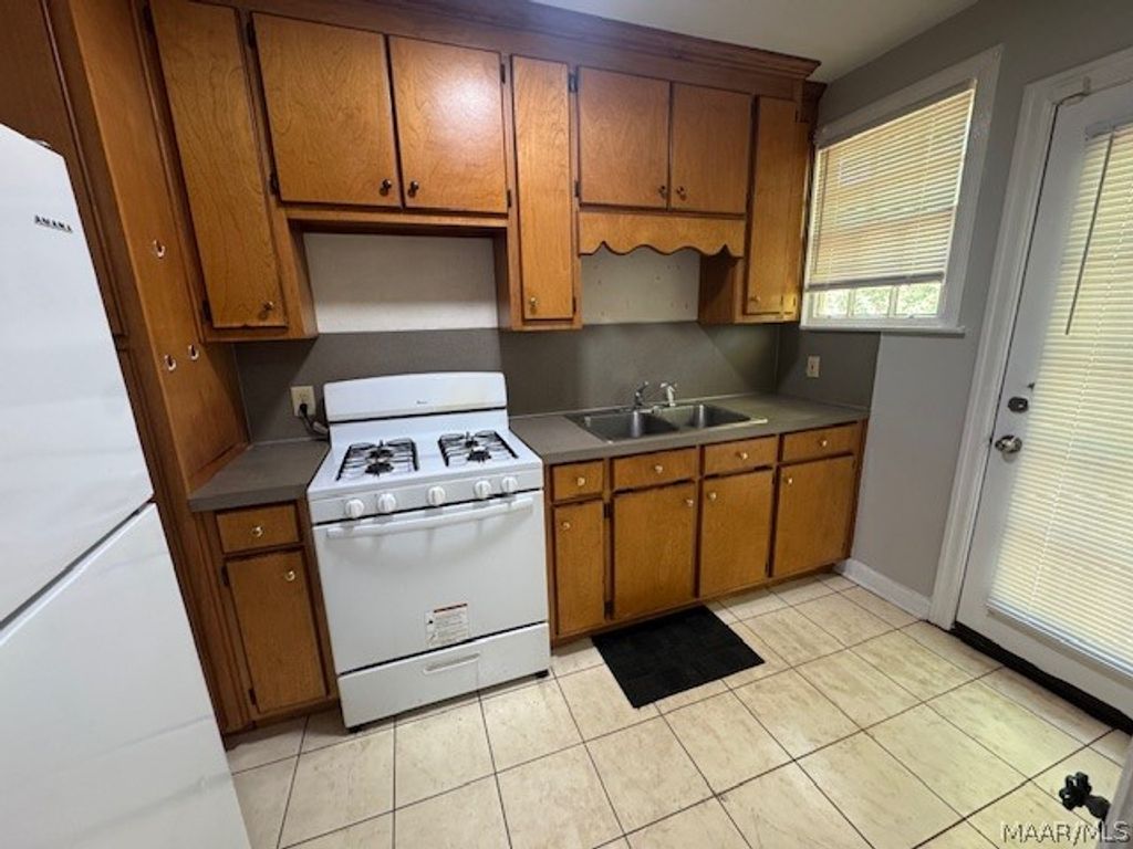 319 Olivia Court, Montgomery, AL 36107