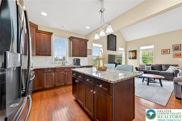 3525 Swabia Court, Lower Macungie Twp, PA 18062