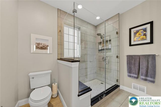 3525 Swabia Court, Lower Macungie Twp, PA 18062