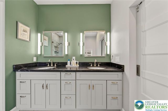 3525 Swabia Court, Lower Macungie Twp, PA 18062