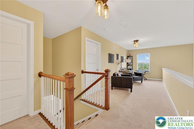 3525 Swabia Court, Lower Macungie Twp, PA 18062