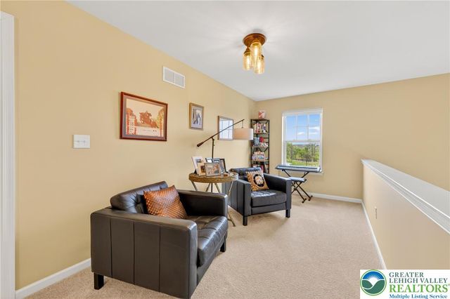 3525 Swabia Court, Lower Macungie Twp, PA 18062