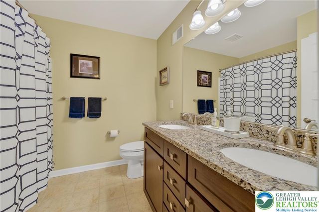 3525 Swabia Court, Lower Macungie Twp, PA 18062