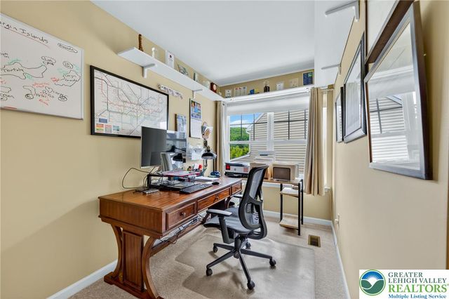 3525 Swabia Court, Lower Macungie Twp, PA 18062