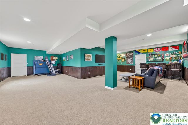 3525 Swabia Court, Lower Macungie Twp, PA 18062