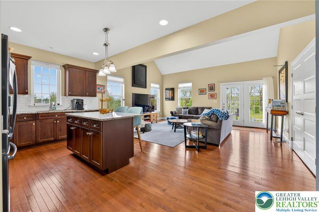 3525 Swabia Court, Lower Macungie Twp, PA 18062