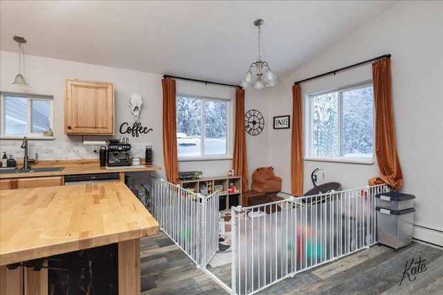 1971 ROSEWOOD DRIVE, North Pole, AK 99705