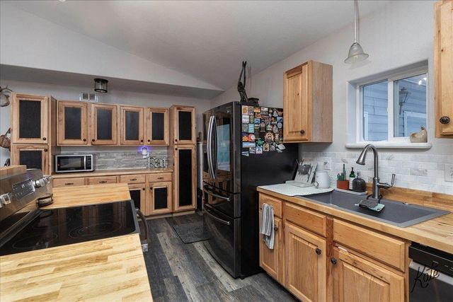 1971 ROSEWOOD DRIVE, North Pole, AK 99705