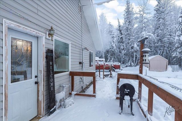 1971 ROSEWOOD DRIVE, North Pole, AK 99705