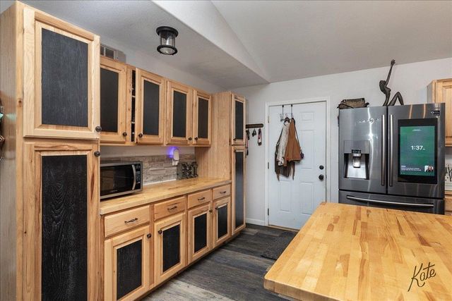 1971 ROSEWOOD DRIVE, North Pole, AK 99705