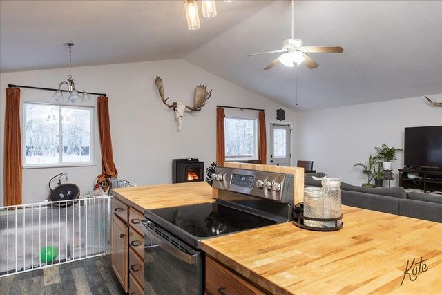 1971 ROSEWOOD DRIVE, North Pole, AK 99705