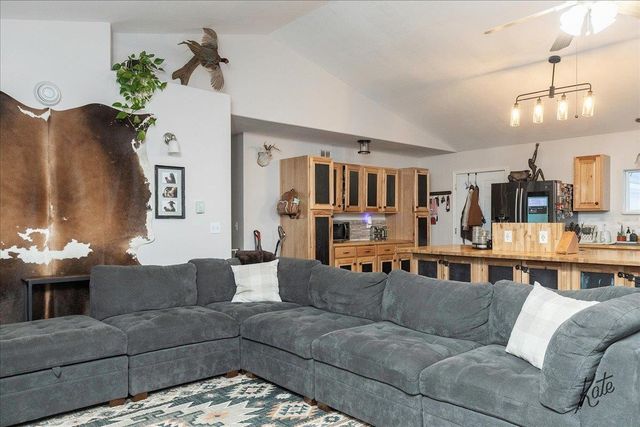 1971 ROSEWOOD DRIVE, North Pole, AK 99705