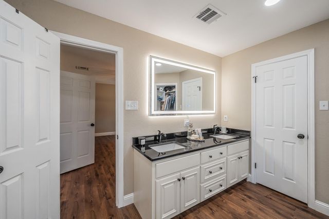 1325 N Katy Road, Elm Mott, TX 76640