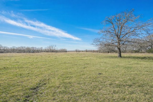 1325 N Katy Road, Elm Mott, TX 76640