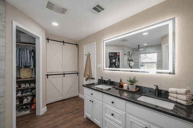 1325 N Katy Road, Elm Mott, TX 76640