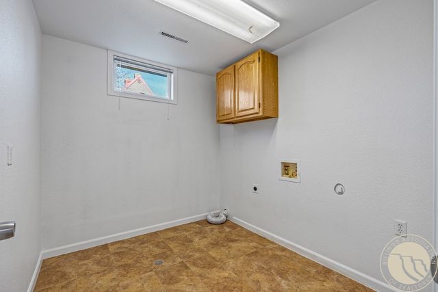 2220 St Andrews Drive, Billings, MT 59105