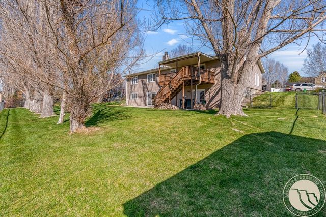 2220 St Andrews Drive, Billings, MT 59105