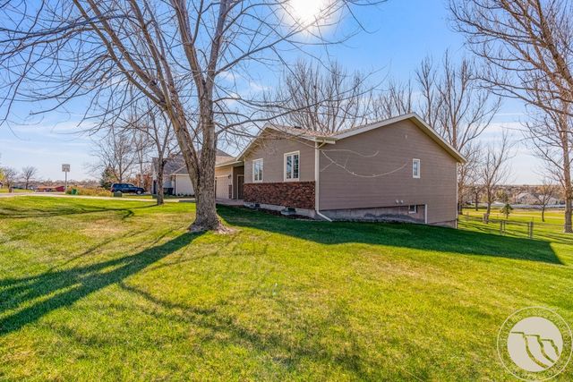 2220 St Andrews Drive, Billings, MT 59105