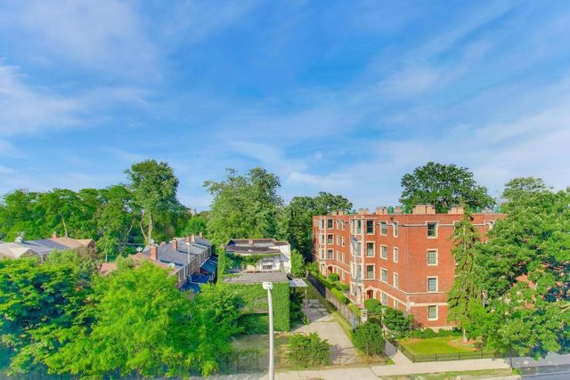 7854 S South Shore Drive 502, Chicago, IL 60649