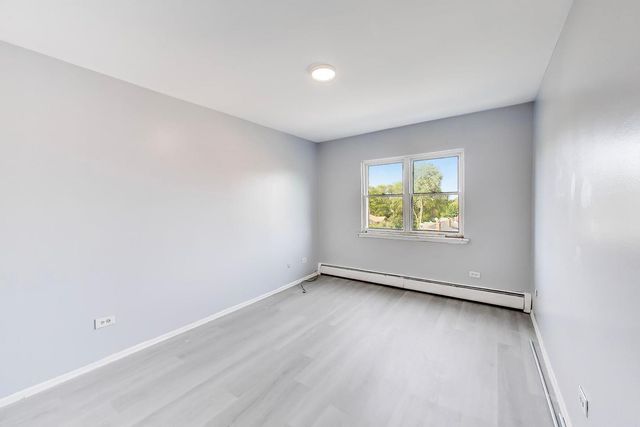 7854 S South Shore Drive 502, Chicago, IL 60649