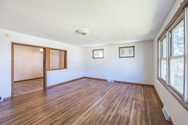 1437 W 40TH Street, Erie, PA 16509