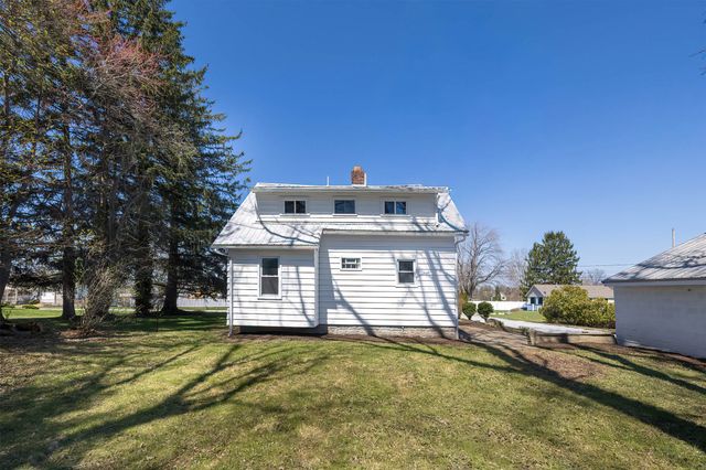 1437 W 40TH Street, Erie, PA 16509