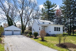 1437 W 40TH Street, Erie, PA 16509